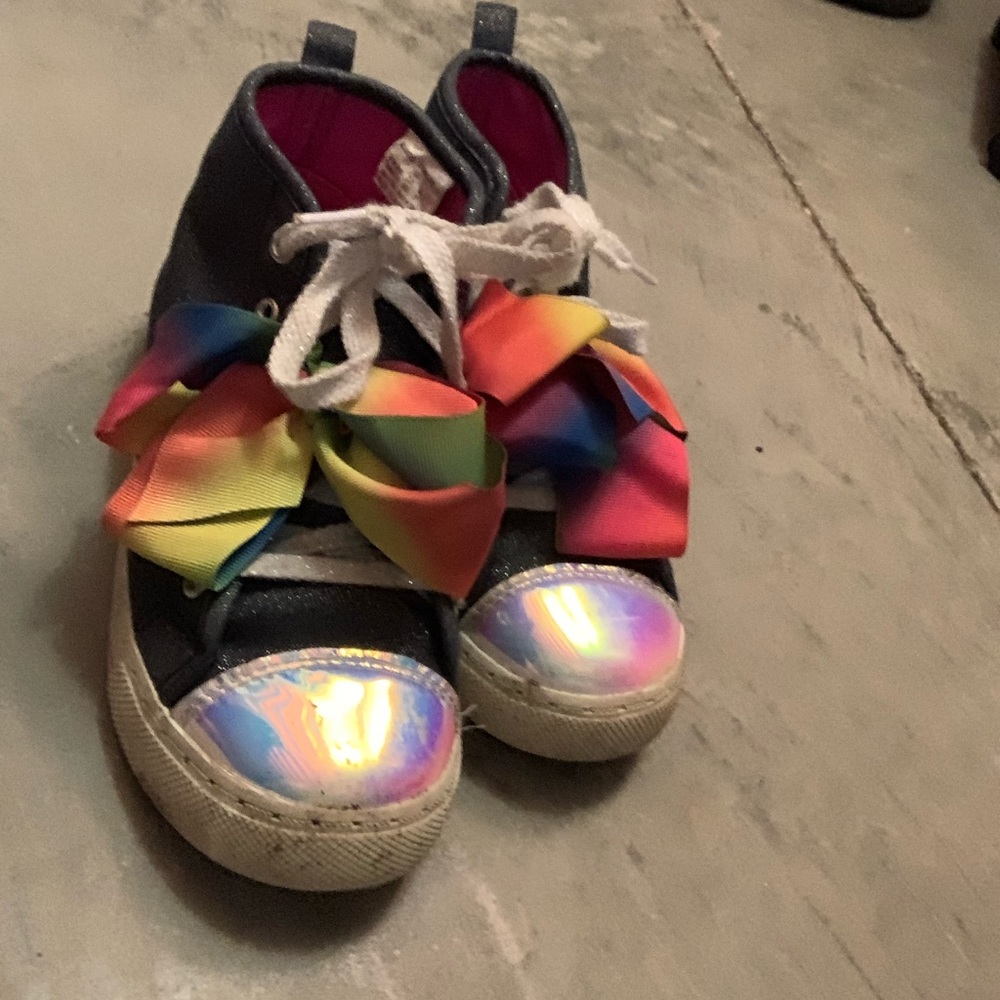 Girls size 2. Jo Jo Siwa. Denim. Rainbow bow